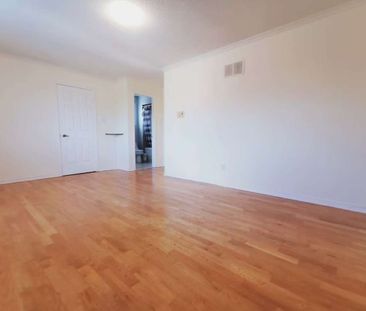 For Lease - 2673 Credit Valley Road Unit# Upper, Mississauga, Ontario - Photo 4