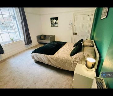 King size room in shared house : £540 per month - Photo 2