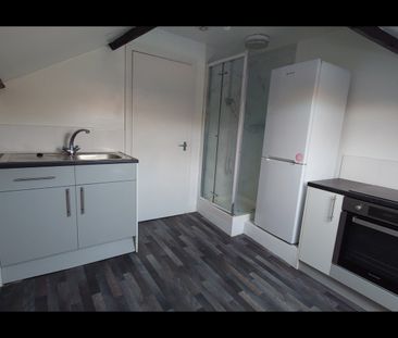 Room in a Shared House, Wood Vale, SE23 - Photo 1