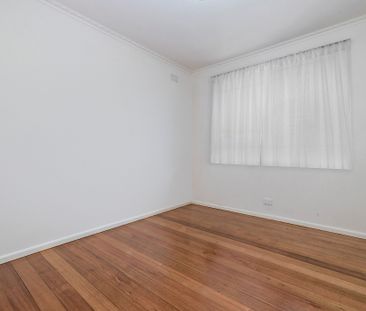 Convenient 2-Bedroom Unit in Prime Location - Photo 4