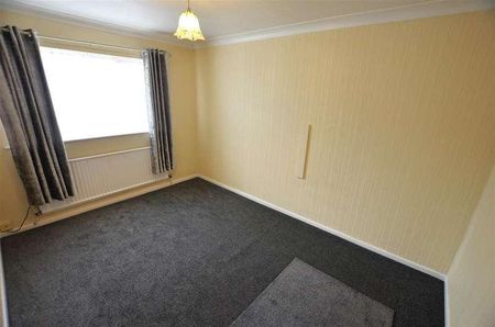 Bowland Avenue, Knutton, Newcastle, ST5 - Photo 2