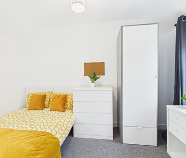 1 bedroom in a house share to rent - Photo 5