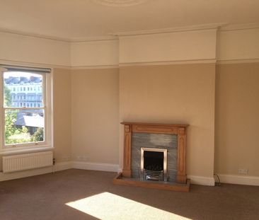 2 Bed Flat, Royal York Villas, BS8 - Photo 1
