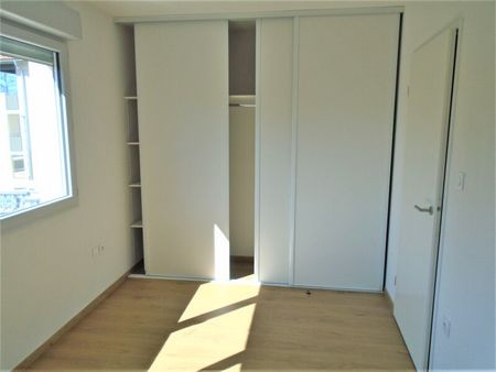 Location Maison 3 pièces 67m² MURET 31600 - Photo 2