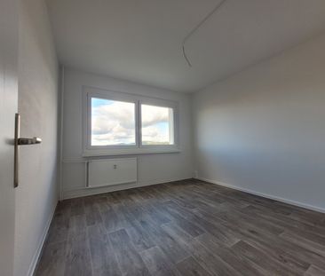 Erstbezug nach Sanierung - Top Lage - Süd-Balkon - Photo 1