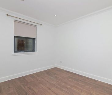 3 bedroom apartment to rent - Photo 6