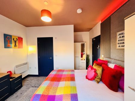 BEDROOM 5 – MEDIUM DOUBLE ENSUITE - Photo 5