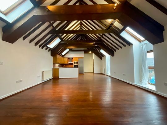 3 bedroom Barn Conversion to let - Photo 1