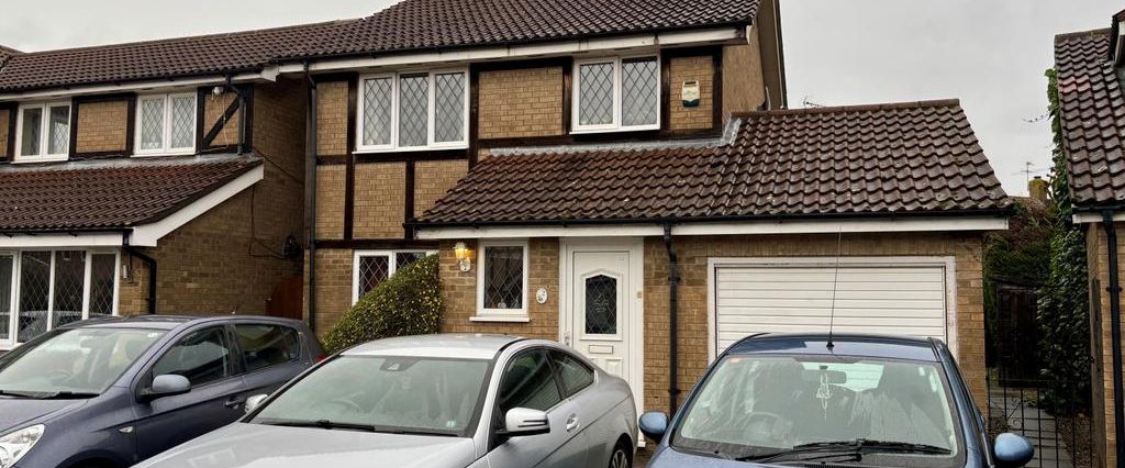 6 bedroom detached house to rent - Photo 1