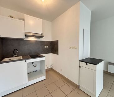 Location Appartement 2 pièces 44m² - Photo 3