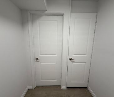 For Lease - 374 Rita's Avenue Unit# Lower, Newmarket, Ontario - Photo 4