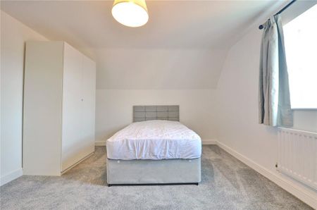 6 bedroom terraced house to rent - Photo 5