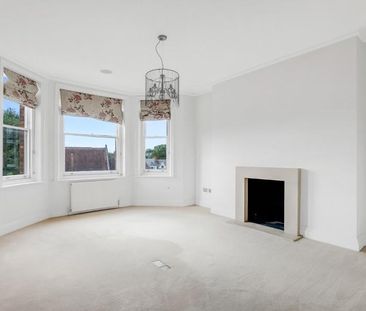 3 bedroom apartment to rent - Photo 4