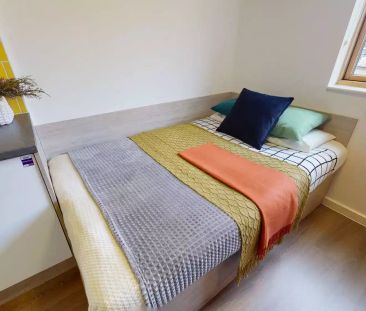 Silver En Suite - Photo 6