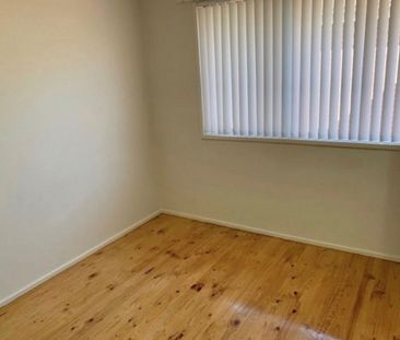 44 Allard Street, Penrith - Photo 5
