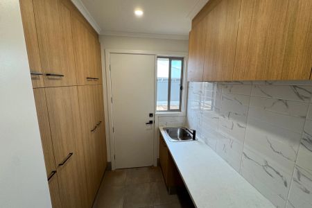 Brand-New Family Home in Riverlea Park - Photo 2