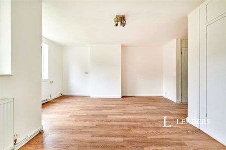 1 bedroom apartment to rent Plaw Hatch Close, Bishops Stortford, CM23 - Photo 5