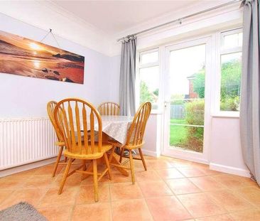 Cherry Tree Avenue, Guildford, Surrey, GU2 - Photo 2