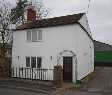 3 bedroom detached house to rent - Photo 3
