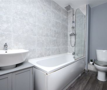 6, New Forest Way, Leeds, West Yorkshire, LS10 4GH - Photo 4