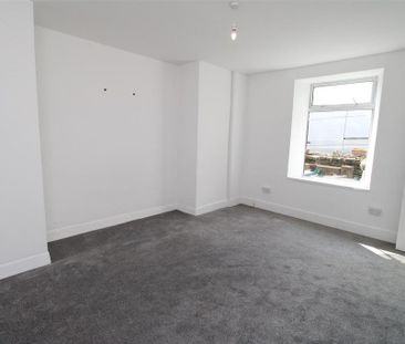 2 bedroom house to rent - Photo 2