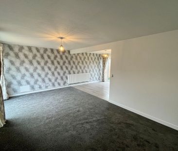 Olive Close - Photo 3