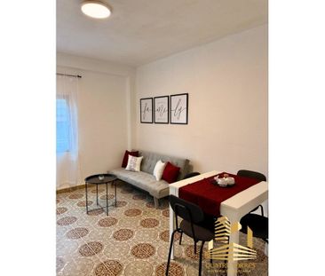 Piso de alquiler en Plaza Monistrol, Sant Marcel.lí - Photo 2