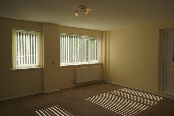 2 bedroom House To Let - Photo 1
