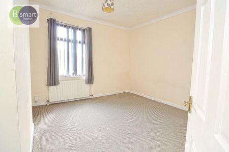 2 bedroom end of terrace house to rent - Photo 4