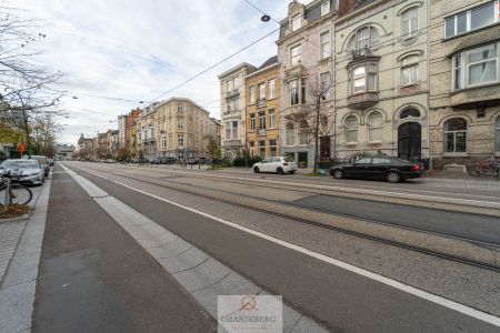 Ruim appartement aan station Gent-Sint-Pieters - Foto 5