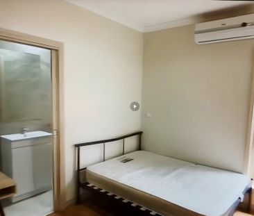 Single Room - Photo 1