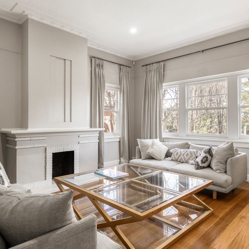 Thinking of selling? Contact our agent - Photo 1