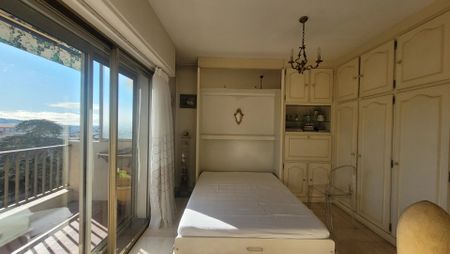 Location Appartement 4 pièces 100m² CANNES 06400 - Photo 4