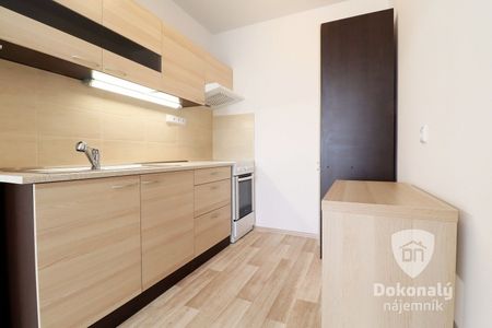 Pronájem bytu 2+kk 44 m² - Photo 2