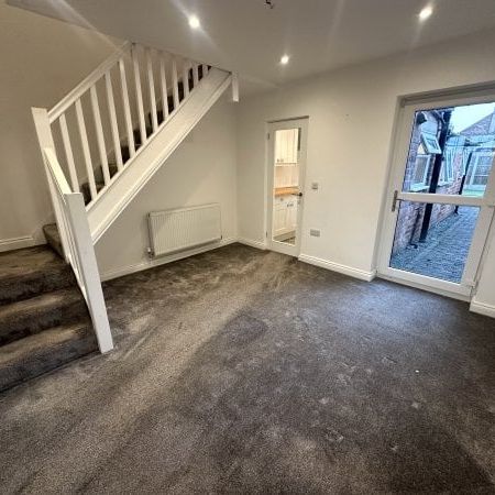 Derry Lane, Nottingham, NG13 - Photo 1