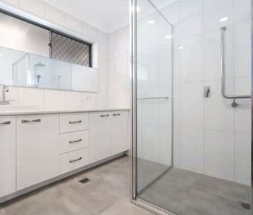 529 Douglas Road, Lavington - Photo 6