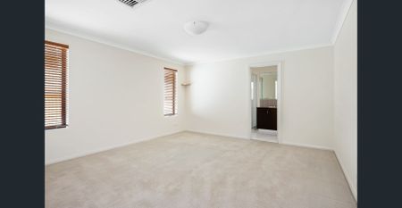 EXECUTIVE 4x2 HOME WITH STUNNING EVENING VIEWS - Photo 2