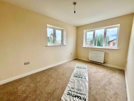 3 bedroom detached house to rent - Photo 4