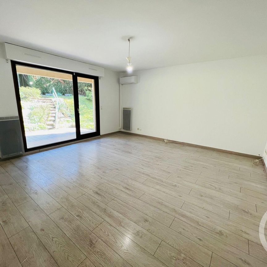 Location Appartement 3 pièces 74m² MONTIGNY LES METZ 57950 - Photo 1