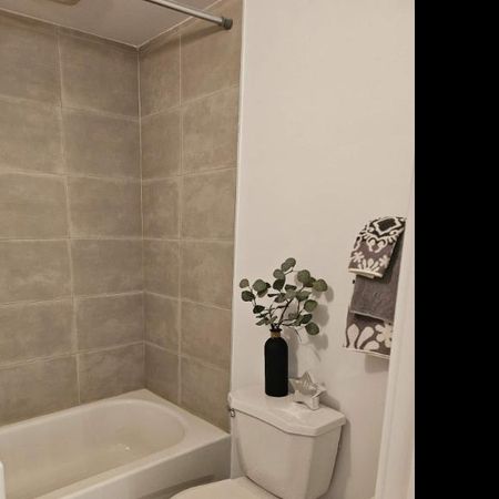 2 CH - 1 SDB - Montréal - $1,544 /mo - Photo 3