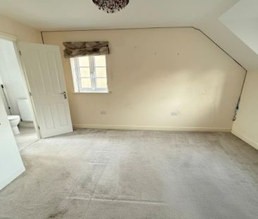 4 bedroom detached house to rent - Photo 4