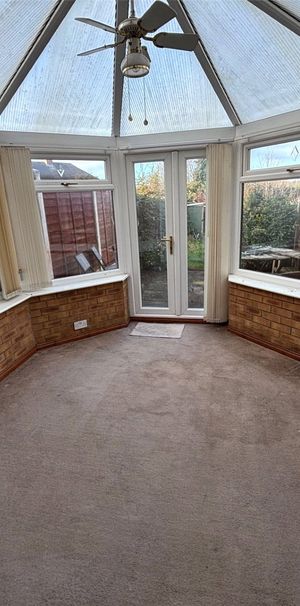 2 Bedroom House To Rent - Photo 1