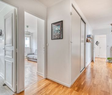 Location Appartement 4 pièces 98m² - Photo 2