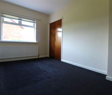 26 Monaville Drive, Lisburn, BT28 2DR - Photo 3