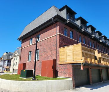 For Lease - 20 Lunar Crescent Unit# 34, Mississauga, Ontario - Photo 1