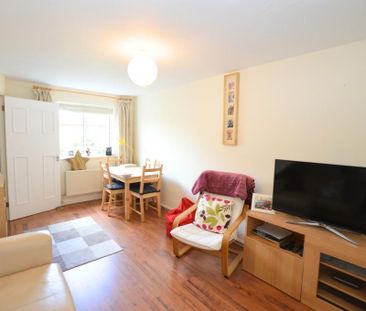 2 bedroom terraced house to rent - Photo 3