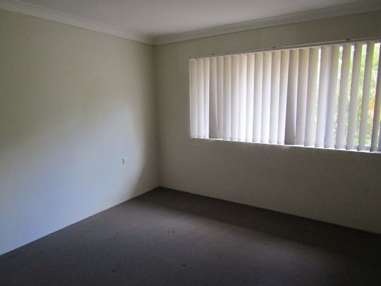 GREAT LOCATION – In quiet small complex of only 5 units! - Photo 1