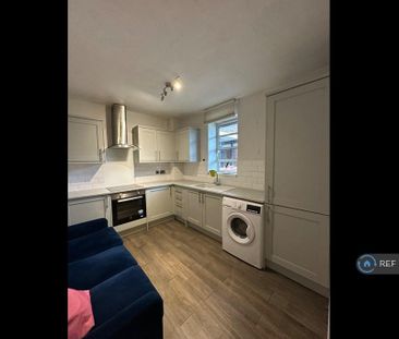 2 bedroom flat to rent - Photo 6