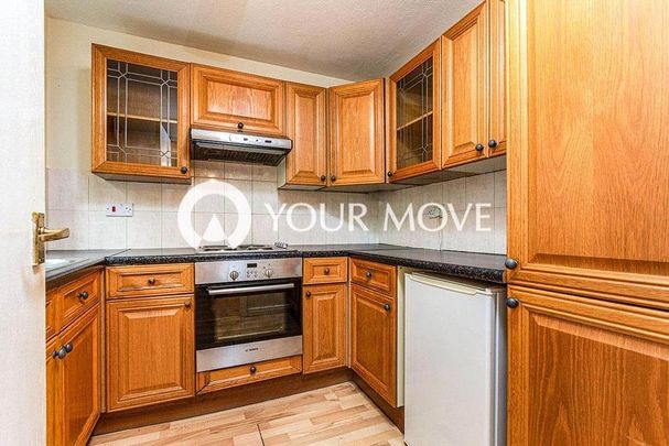 2 bedroom flat to rent - Photo 1
