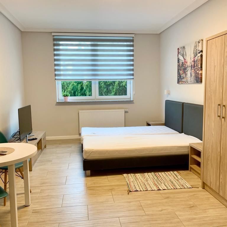 W cenie internet i tv! Bezczynszowa kawalerka przy uniwersytecie! - Фото 1